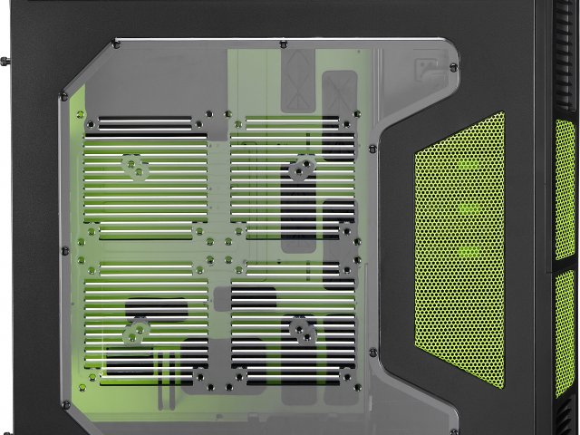 aerocool_xpredator_evil_green_edition_5